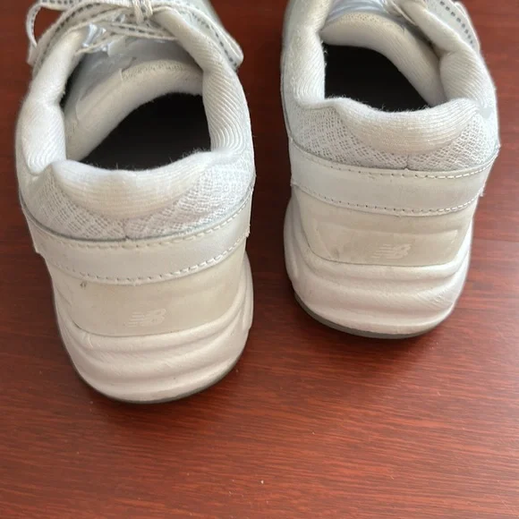 New balance running shoes - Picture 5 of 6